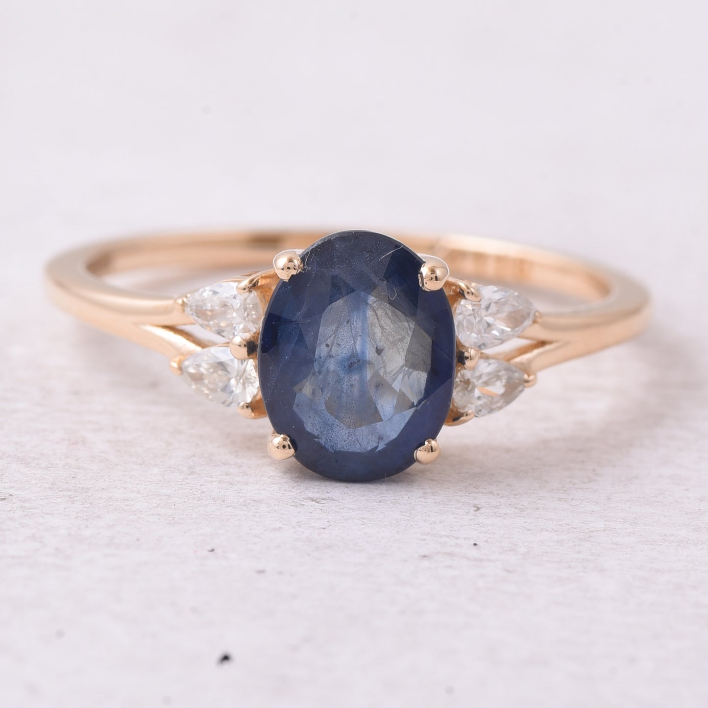 1.86 Ct Oval Mixed Cut Natural Sapphire 14K Gold Ring