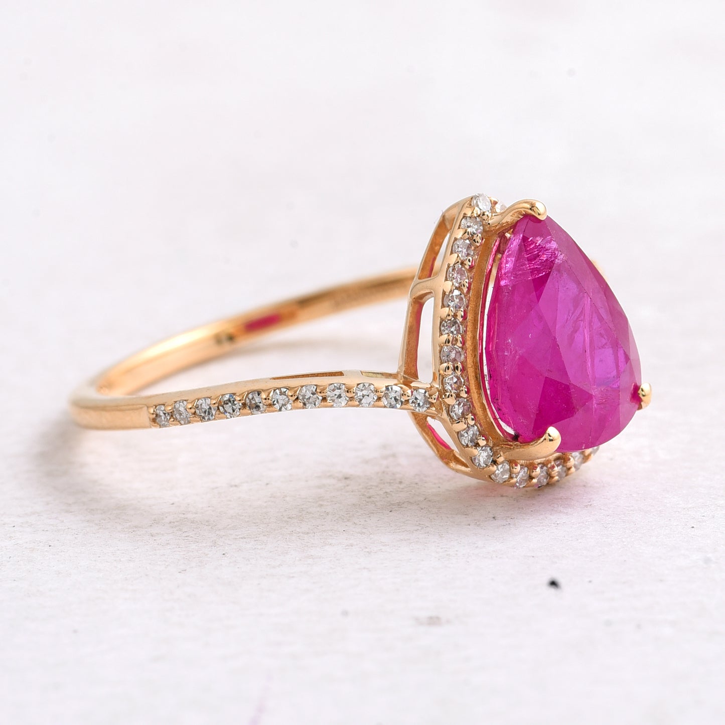 2.68 Ct Pear Mixed Cut Natural Ruby 14K Gold Ring