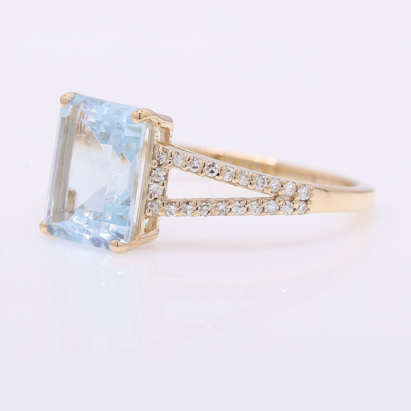 2.22 Ct Octagon Step Cut Natural Aquamarine 14K Gold Ring