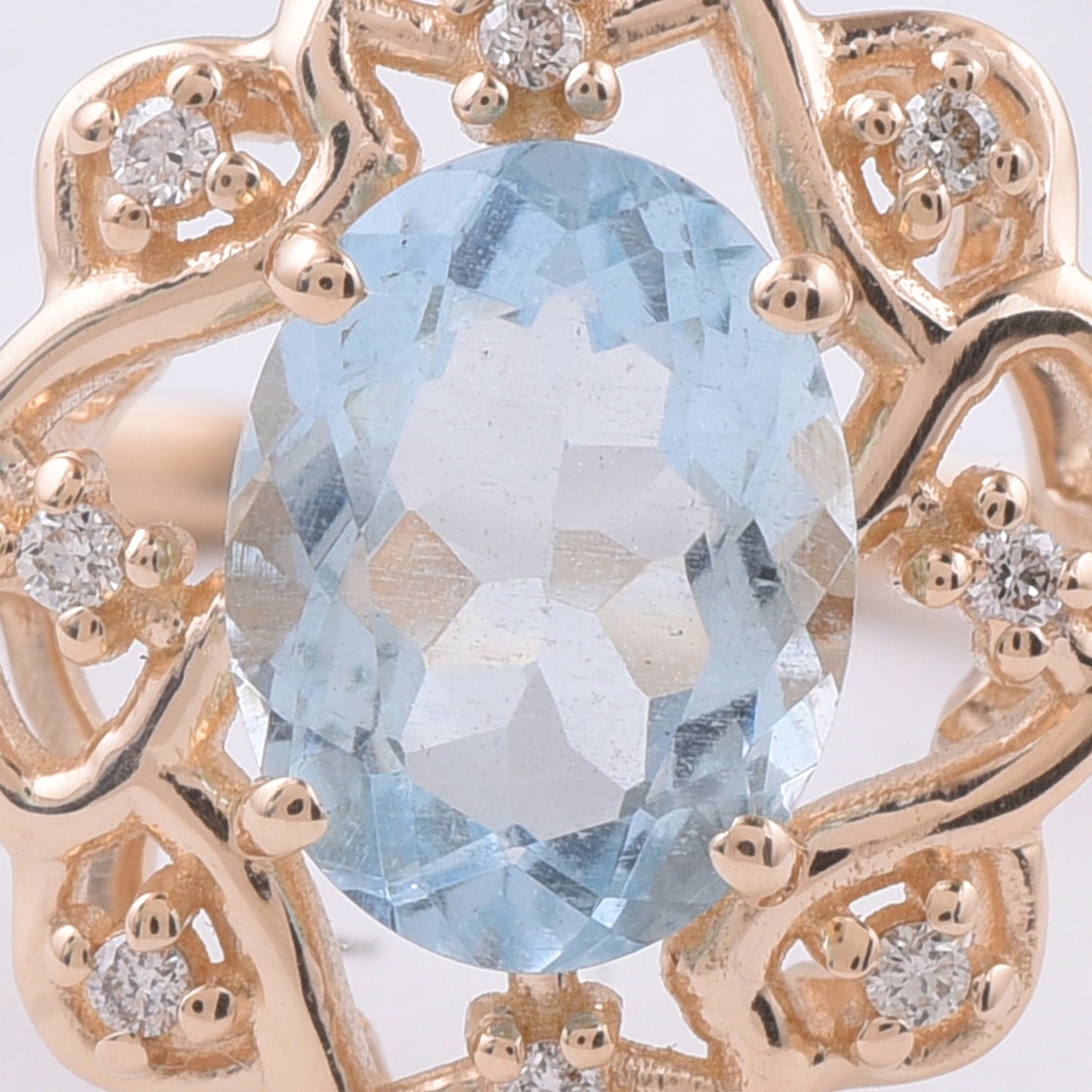 1.13 Ct Oval Natural Aquamarine 14K Gold Ring