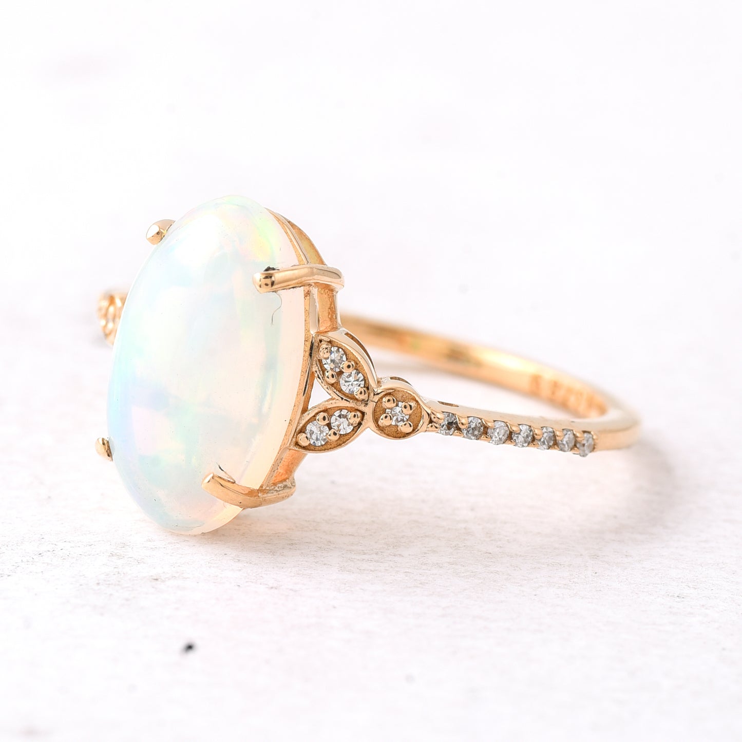 1.97 Ct Oval Cabochon Cut Natural Opal 14K Gold Ring