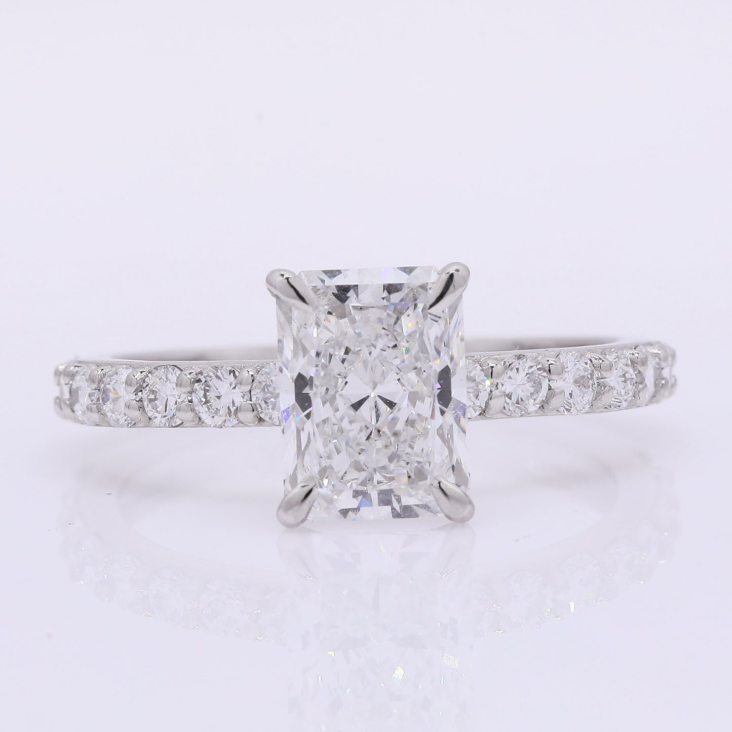 2.55 Carats Lab Grown Diamond 950 Platinum Ring