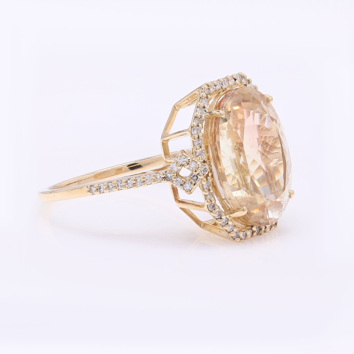 6.25 Ct Oval Mixed Cut Natural Sunstone 14K Gold Ring