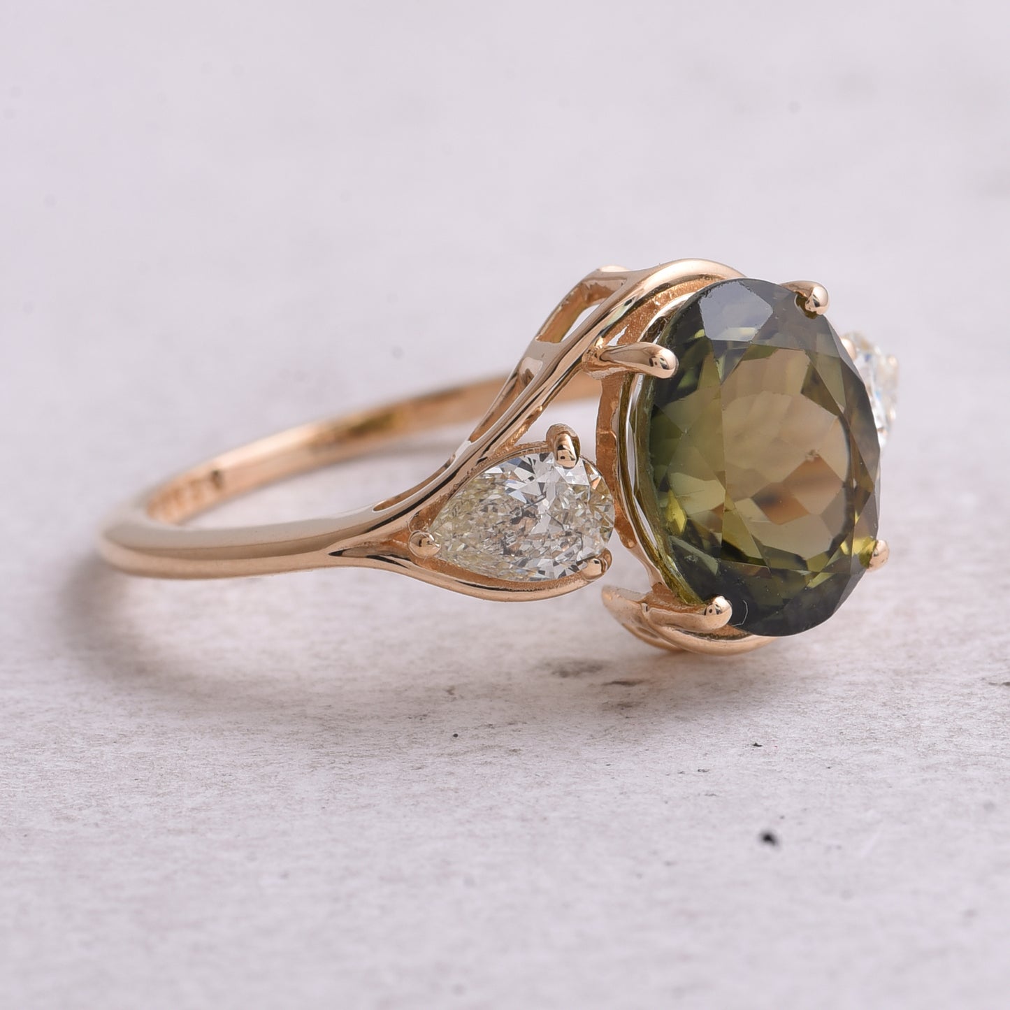 3.50 Ct Oval Natural Tourmaline 14K Gold Ring