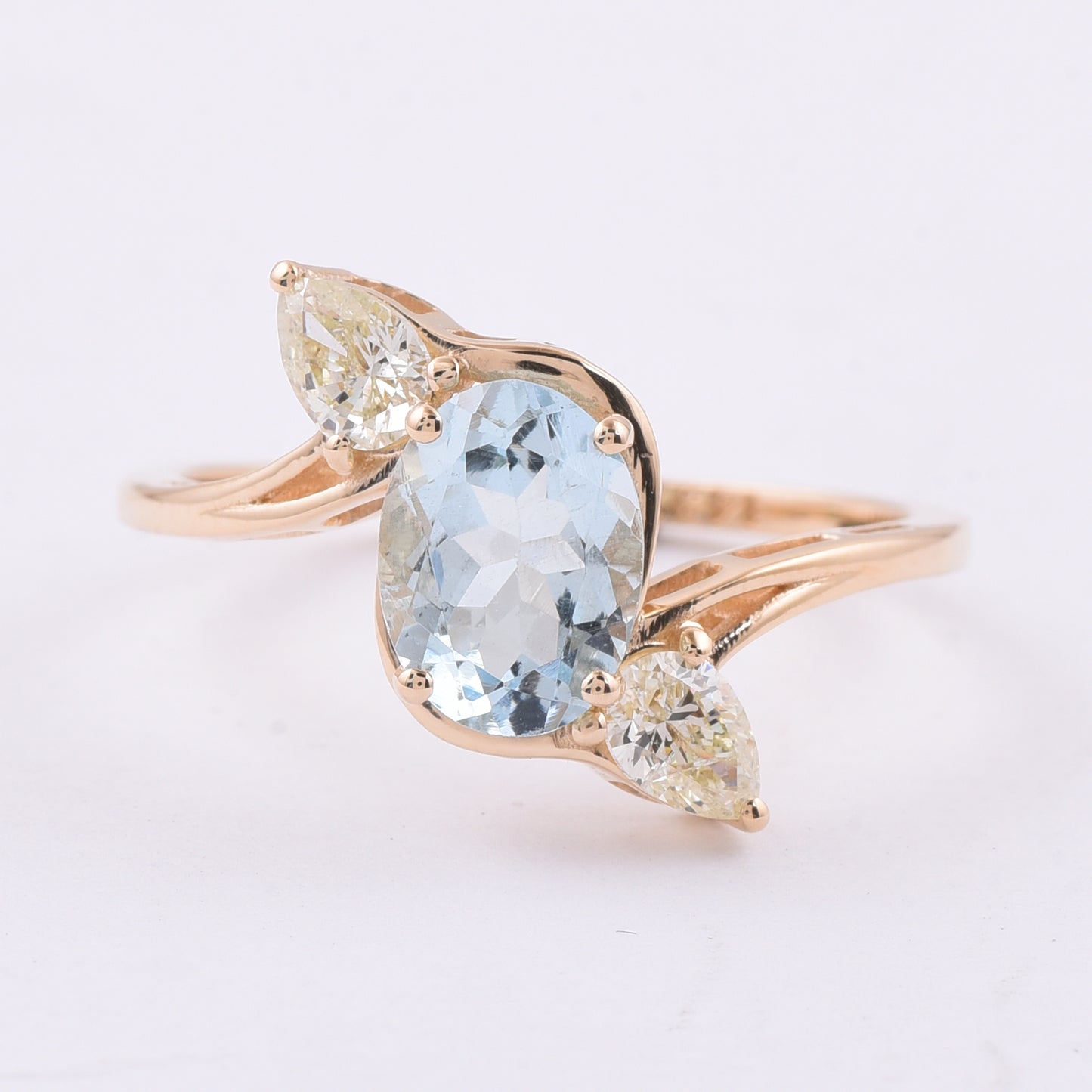 1.58 Ct Pear Natural Aquamarine 14K Gold Ring