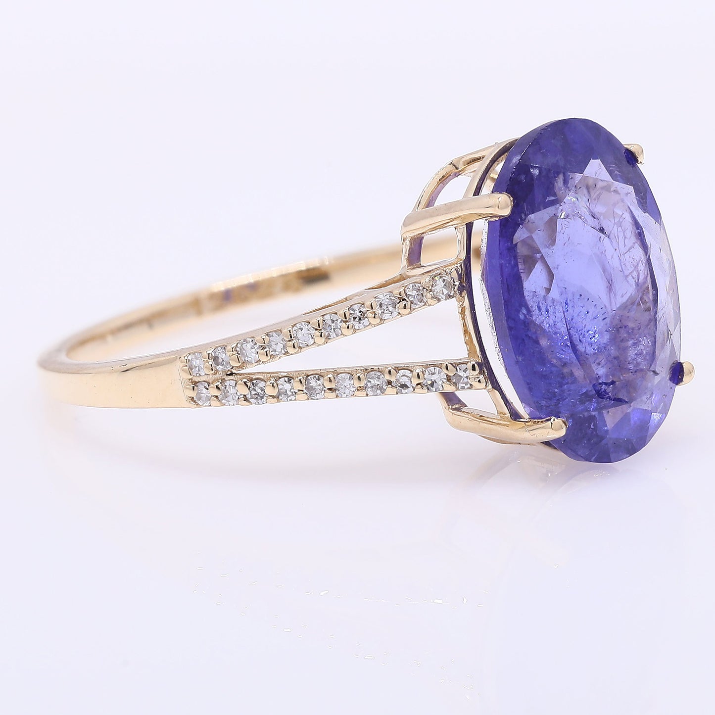 4.25 Ct Oval Mixed Cut Natural Tanzanite 14K Gold Ring