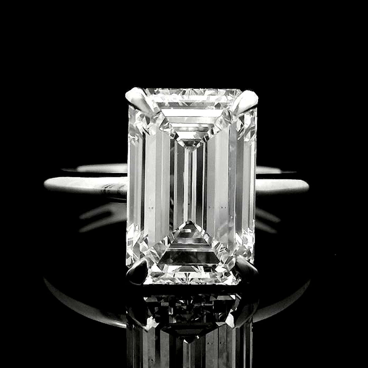 4.10 Carats Lab Grown Diamond 950 Platinum Ring