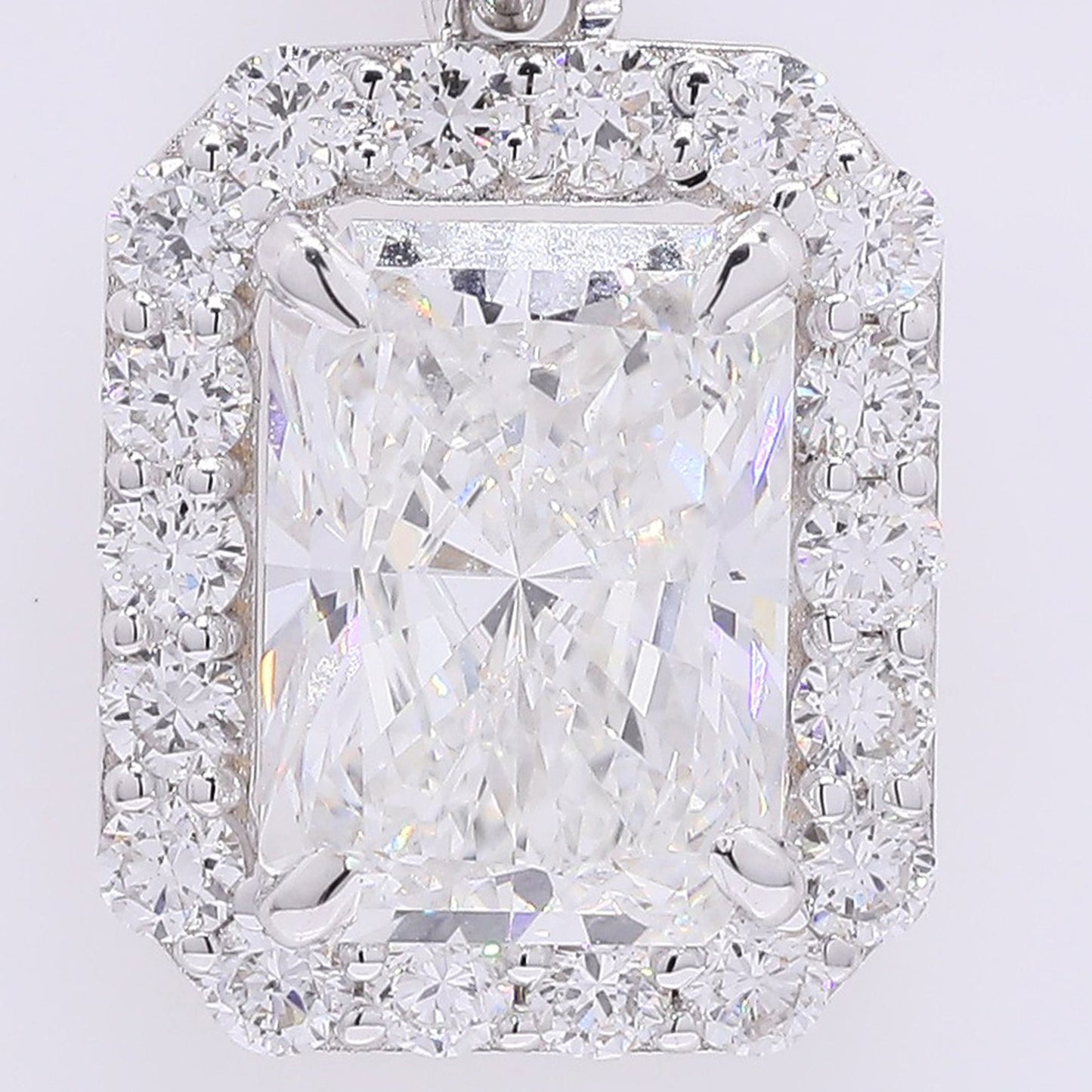 2.35 Carats Lab Grown Diamond 14K Gold Pendant