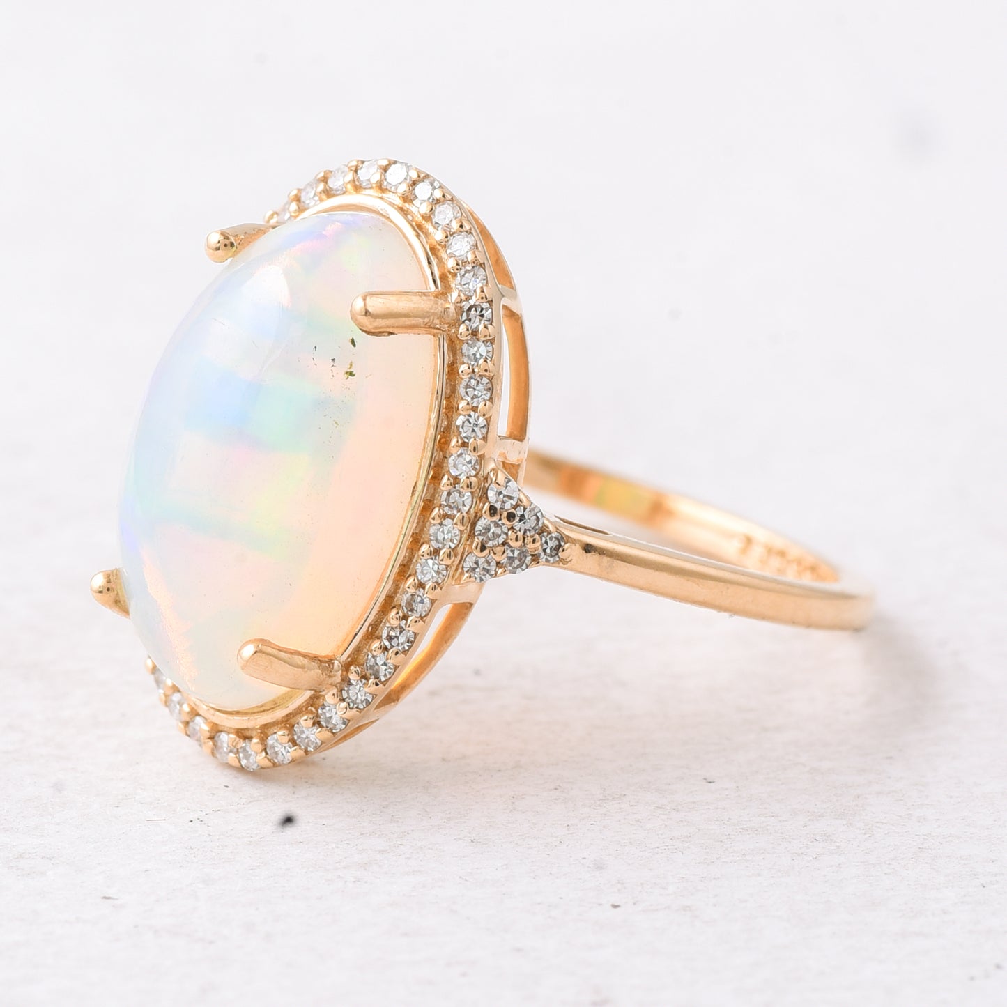 3.44 Ct Oval Cabochon Cut Natural Opal 14K Gold Ring