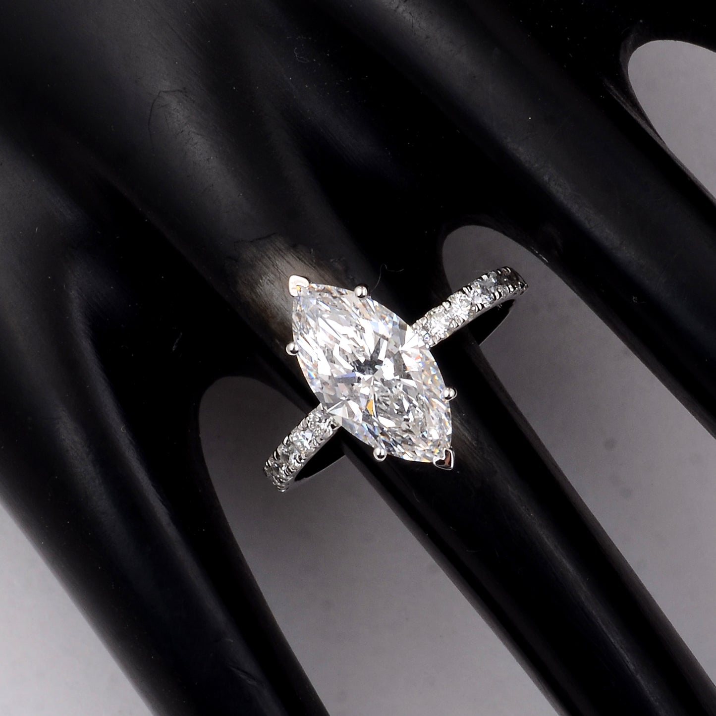 2.87 Carats Lab Grown Diamond 14K Gold Ring