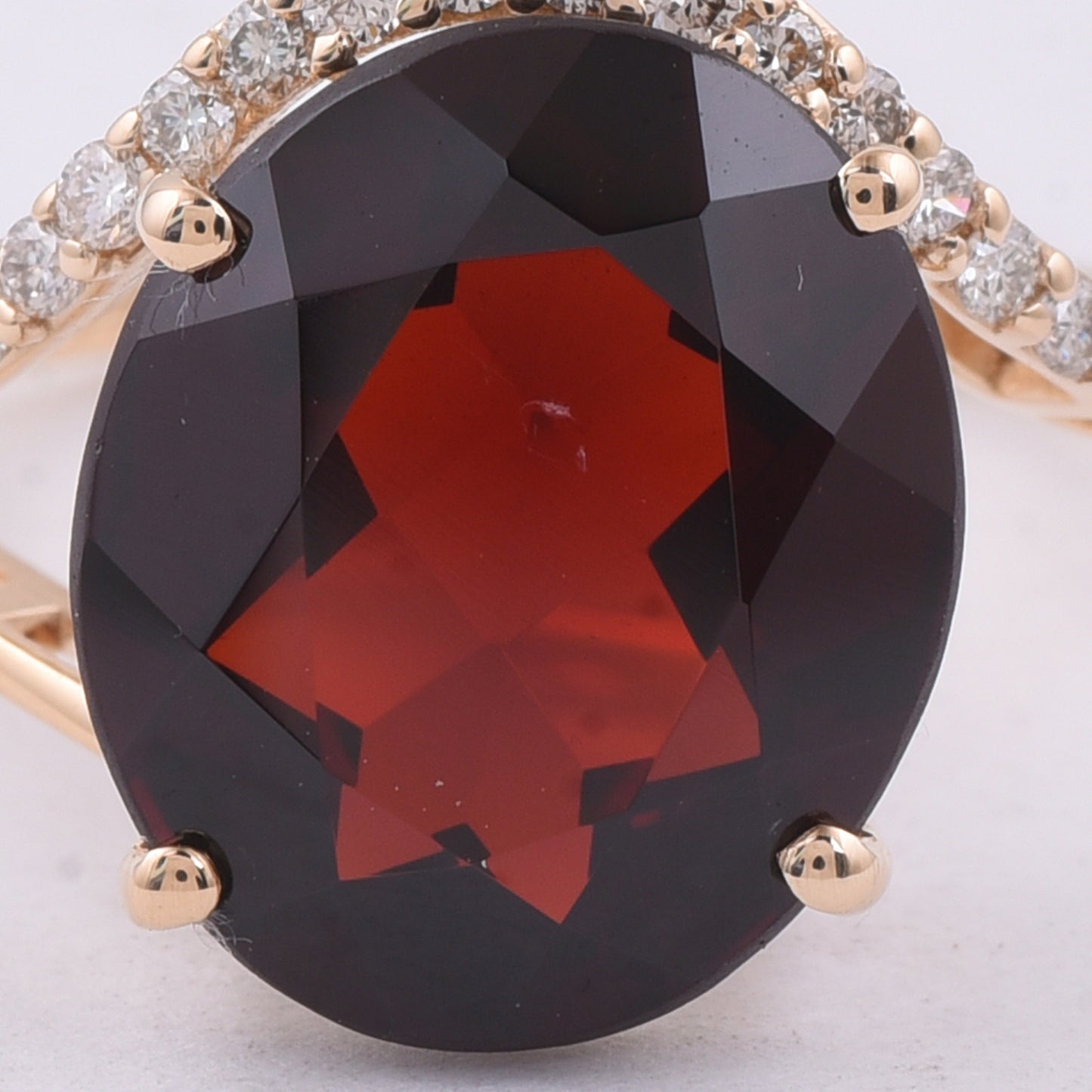 6.72 Ct Oval Natural Garnet 14K Gold Ring