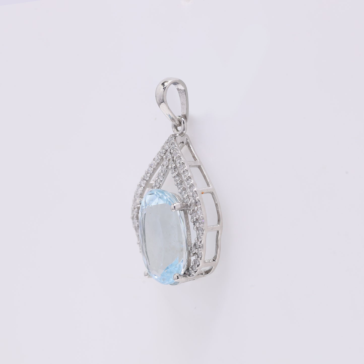 3.00 Ct Oval Mixed Cut Natural Aquamarine 950 Platinum Pendant