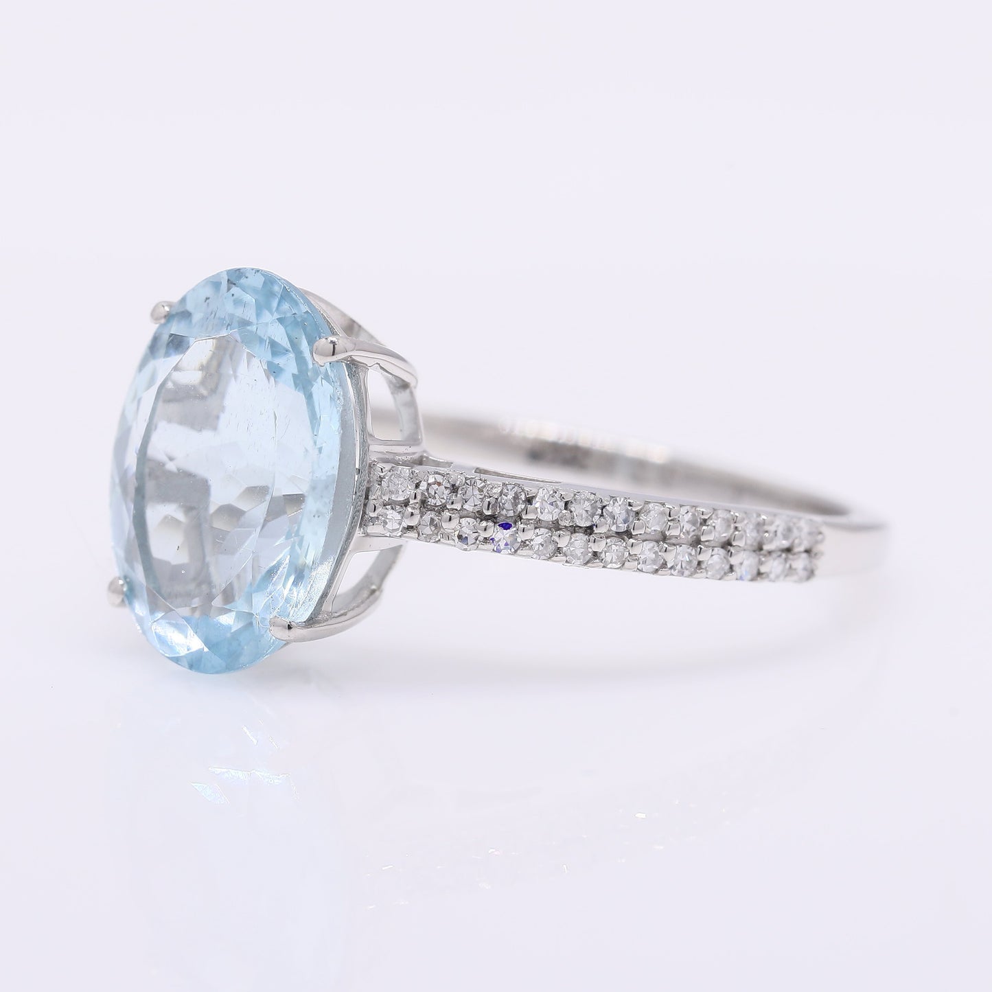 2.87 Ct Oval Mixed Cut Natural Aquamarine 950 Platinum Ring