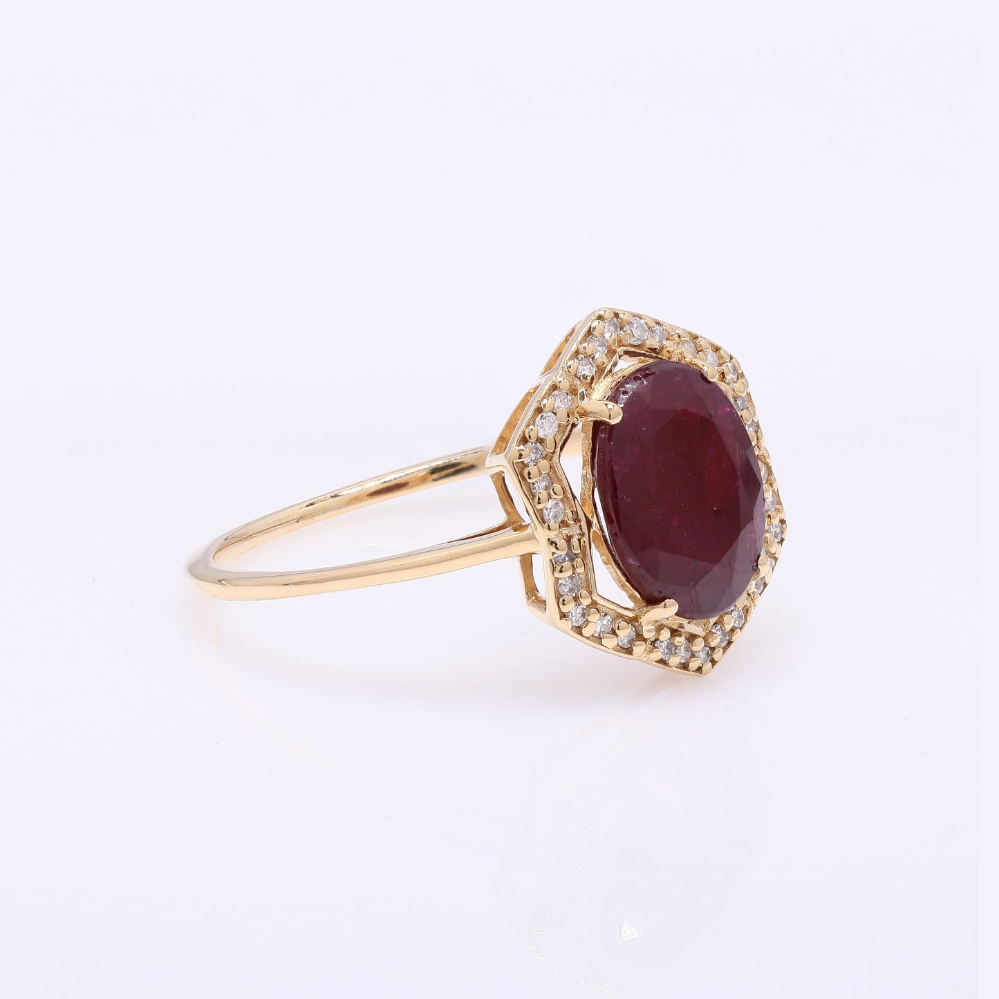 2.14 Ct Oval Mixed Cut Natural Corundum Ruby 14K Gold Ring