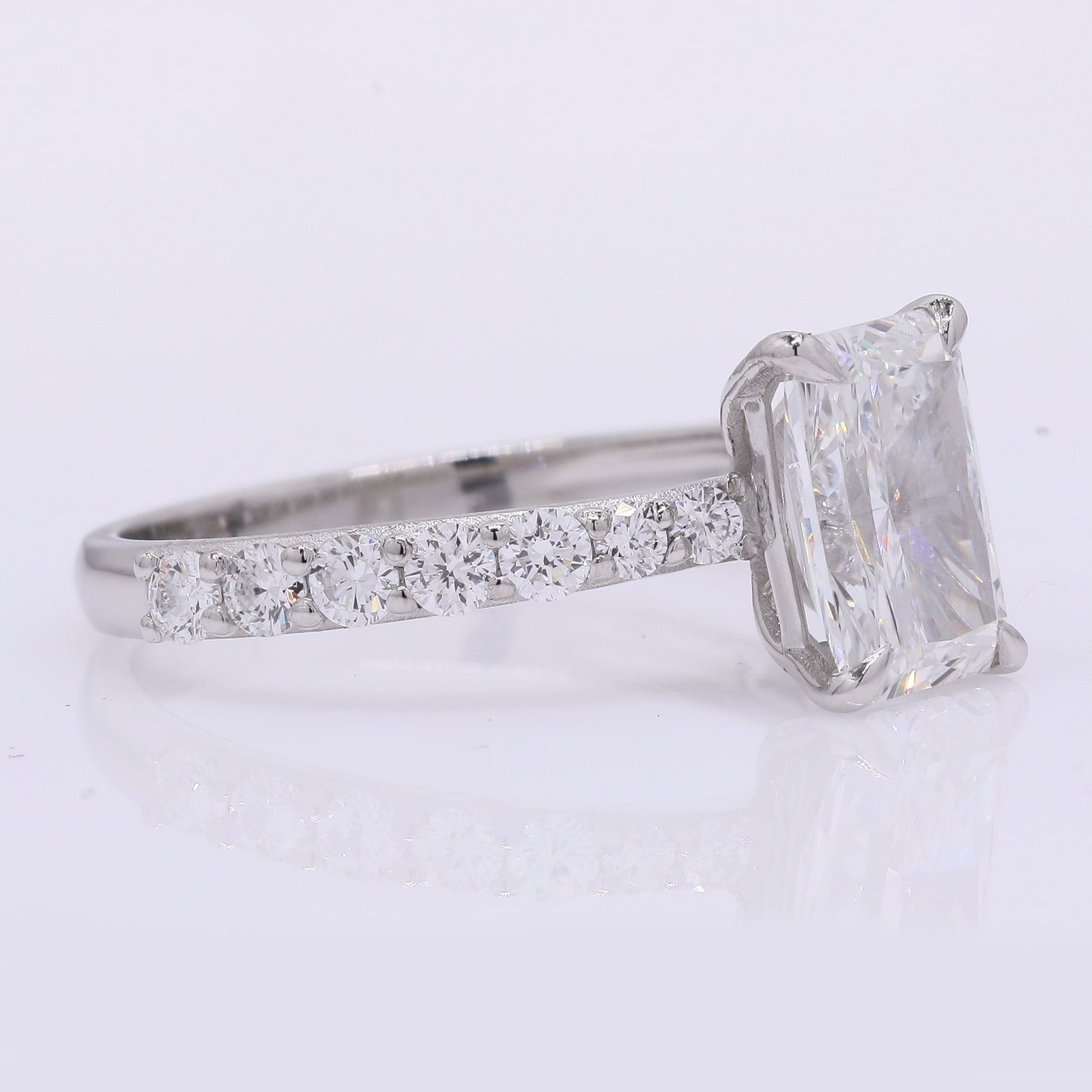 2.40 Carats Lab Grown Diamond 950 Platinum Ring