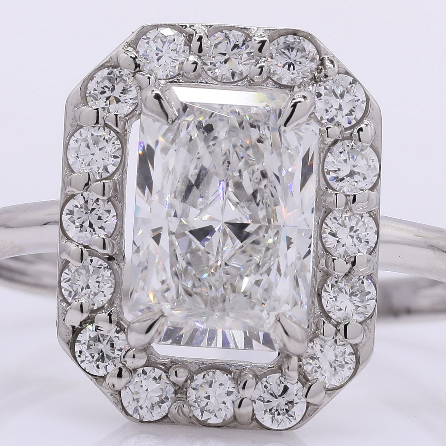 2.27 Carats Lab Grown Diamond 950 Platinum Ring
