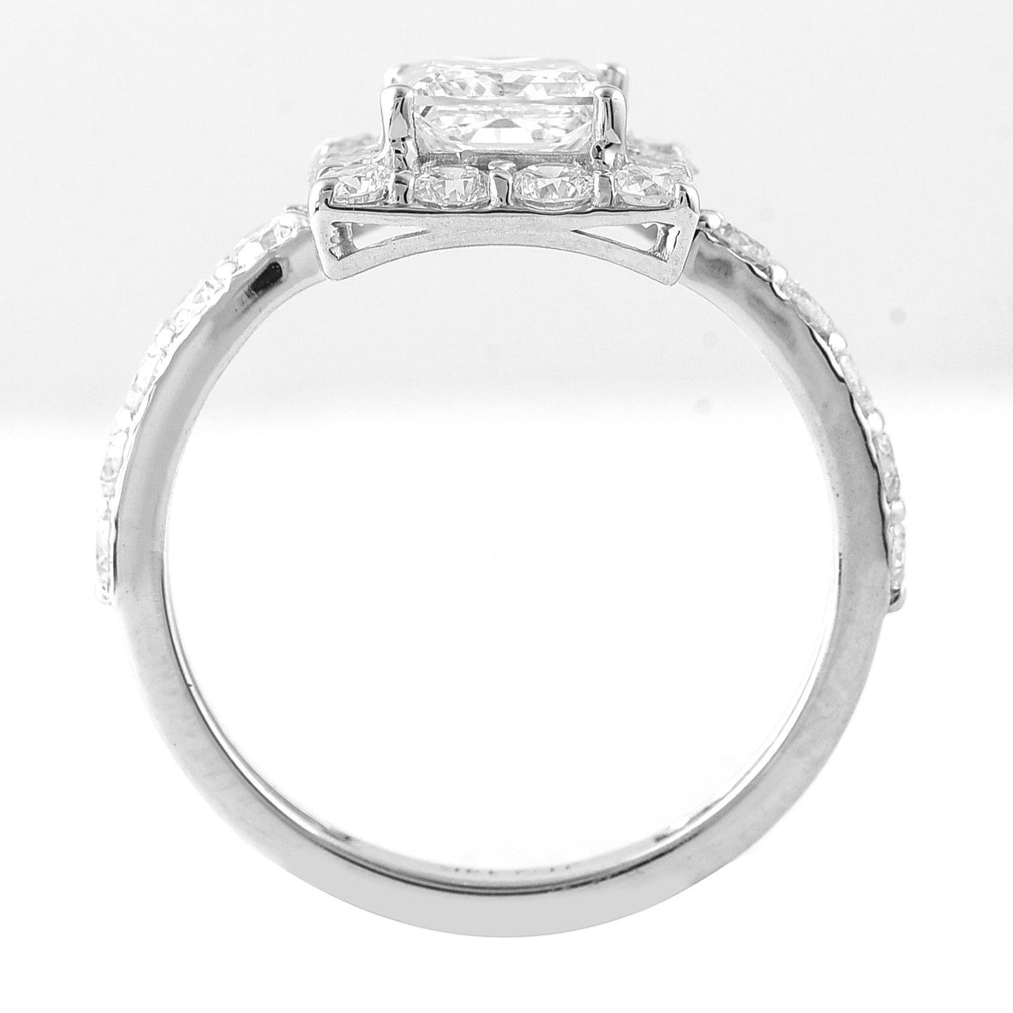 2.07 Carats Lab Grown Diamond 14K Gold Ring