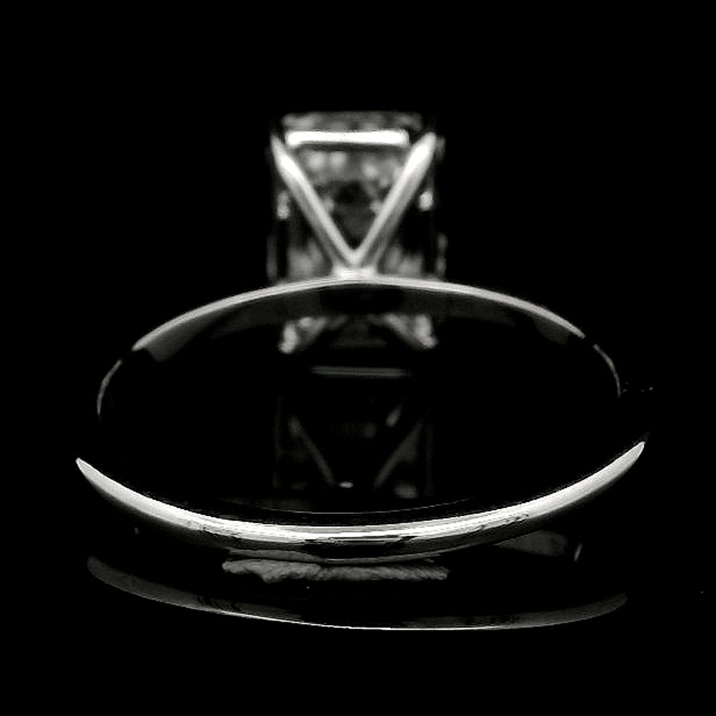 3.04 Carats Lab Grown Diamond 14K Gold Ring