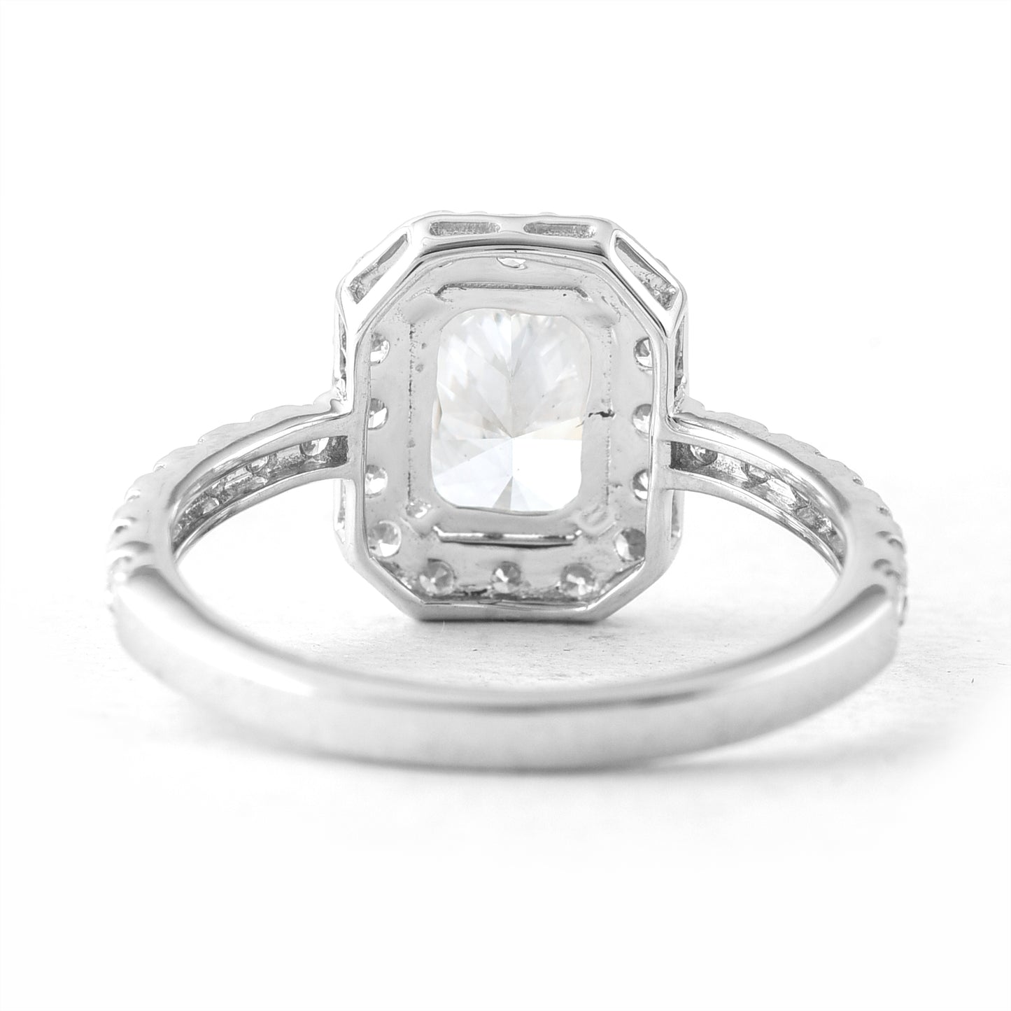 2.21 Carats Lab Grown Diamond 14K Gold Ring