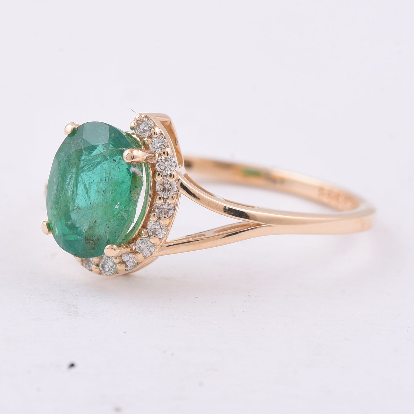 1.76 Ct Oval Natural Emerald 14K Gold Ring