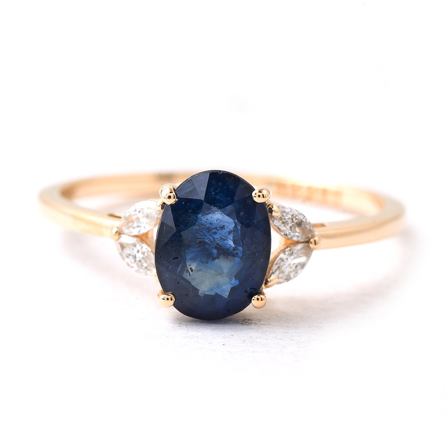 1.96 Ct Oval Sapphire 14K Gold Ring