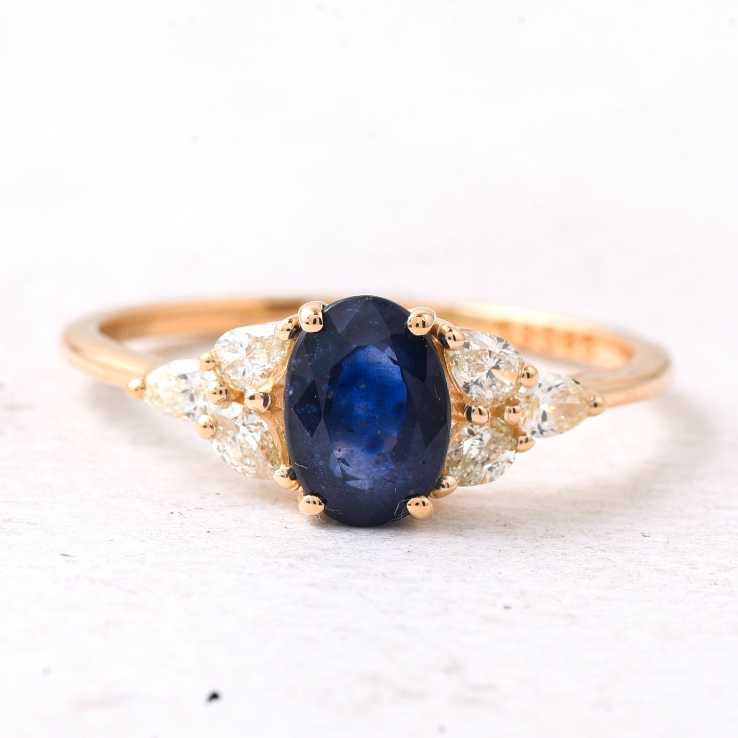 1.57 Ct Oval Mixed Cut Natural Sapphire 14K Gold Ring