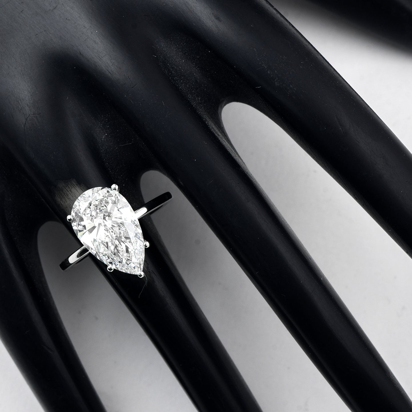 4.41 Carats Lab Grown Diamond 950 Platinum Ring