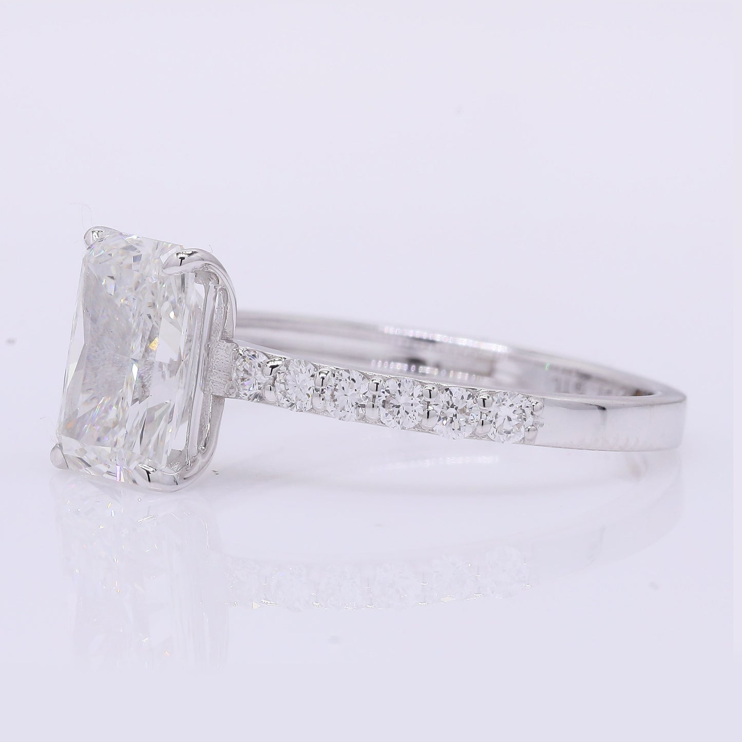 2.18 Carats Lab Grown Diamond 14K Gold Ring