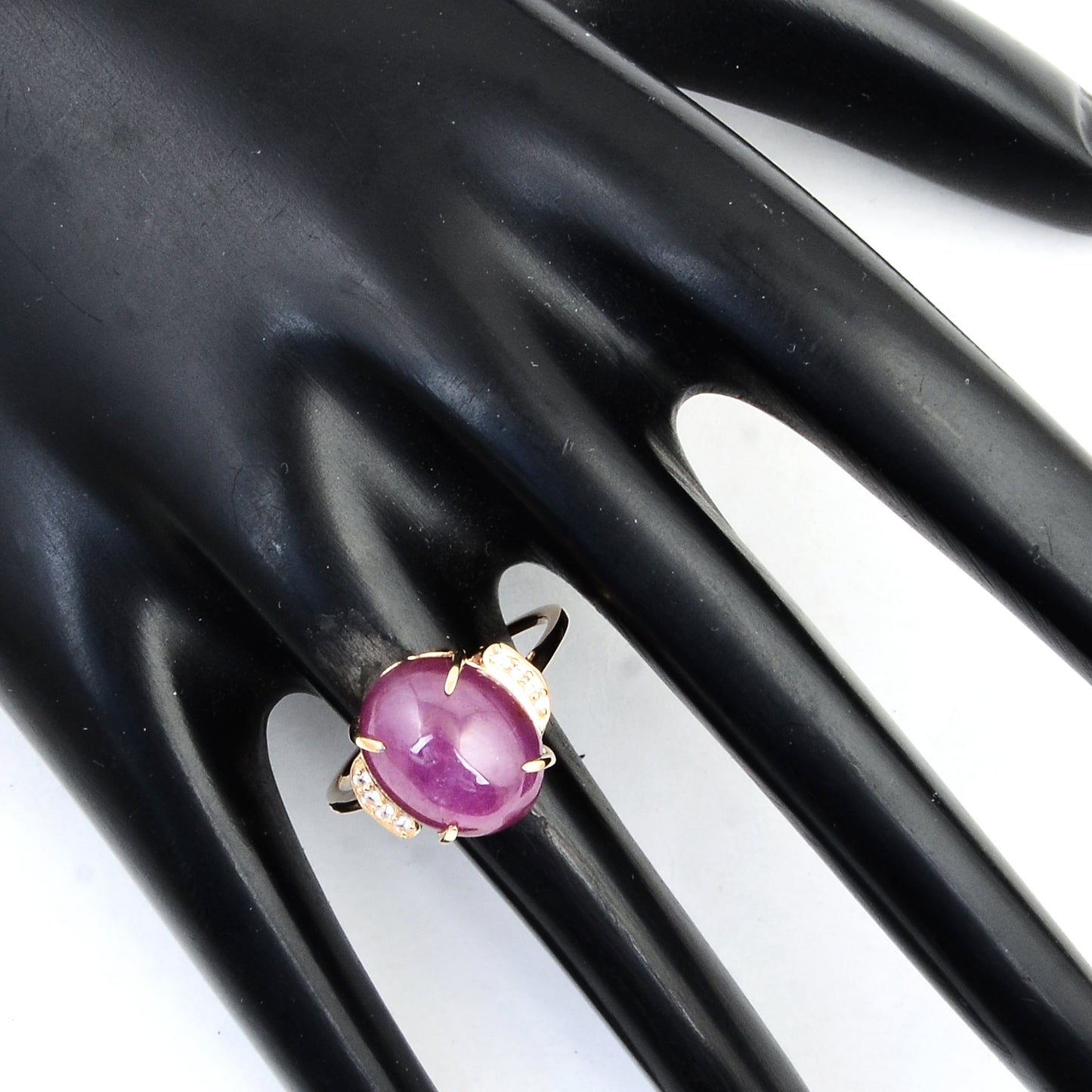 9.07 Ct Oval Ruby 14K Gold Ring