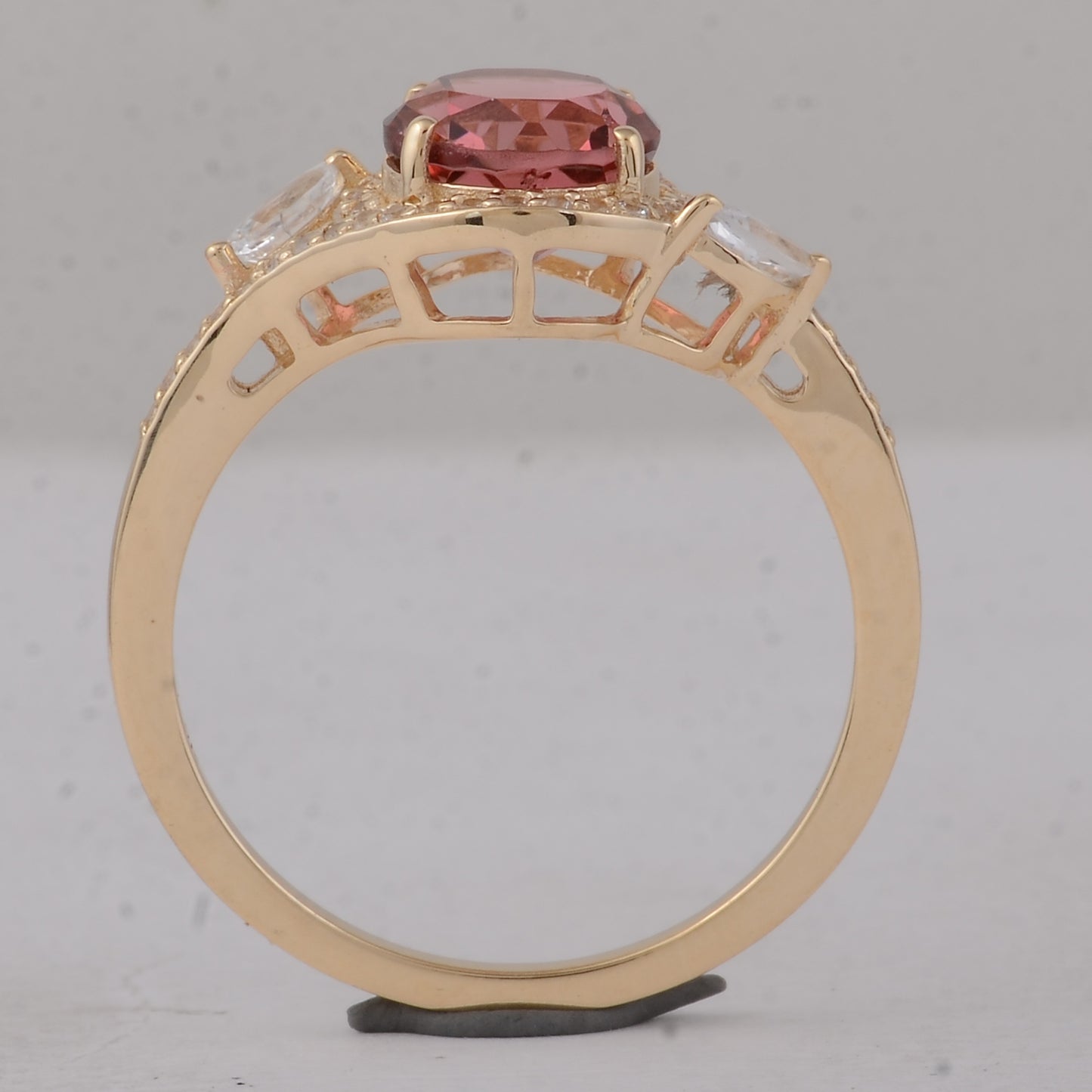 1.96 Ct Round Tourmaline 9K Gold Ring