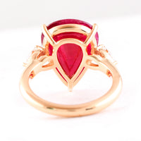 9.40 Ct Pear Cut Natural Corundum Ruby 18K Gold Ring