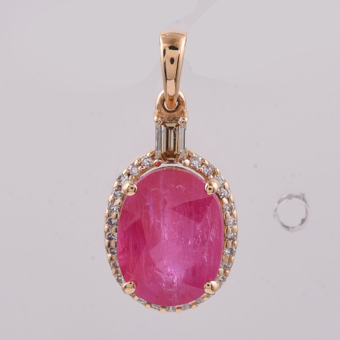3.56 Ct Oval Natural Ruby 14K Gold Pendant