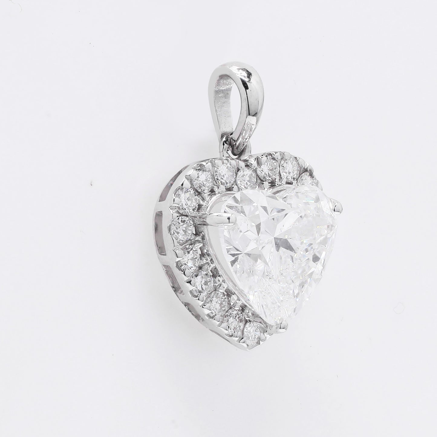 3.41 Ct Heart Brilliant Lab Grown Diamond 14K Gold Pendant