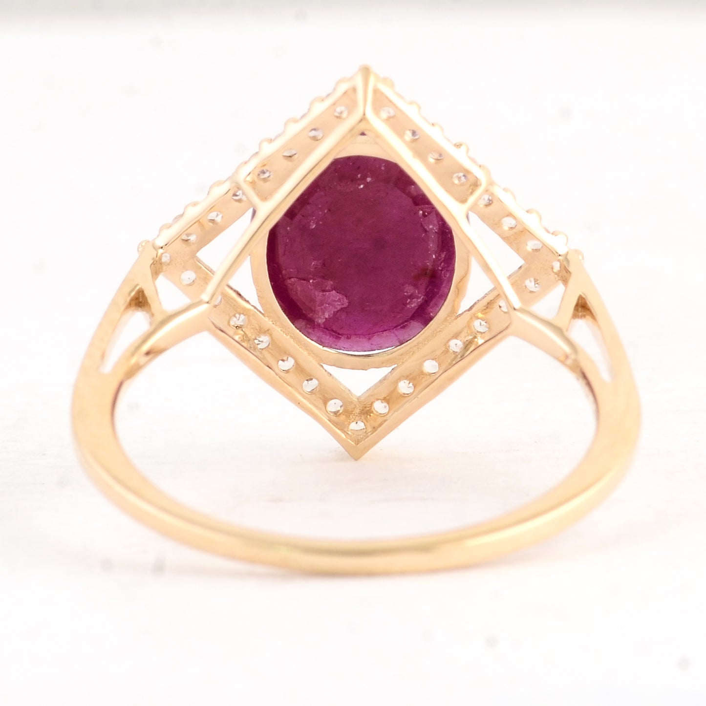2.49 Ct Oval Ruby 14K Gold Ring