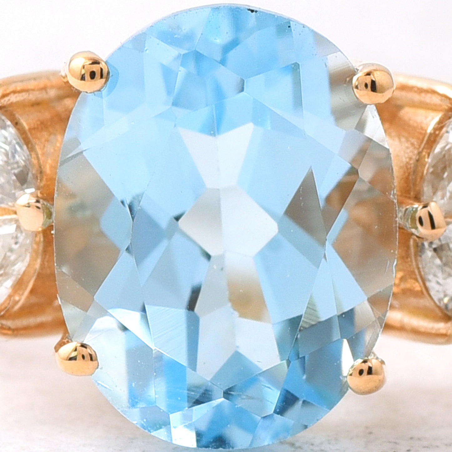2.53 Ct Oval Mixed Cut Natural Topaz 14K Gold Ring