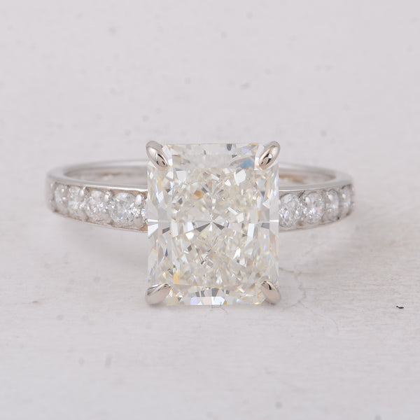 4.05 Carats Lab Grown Diamond 14K Gold Ring