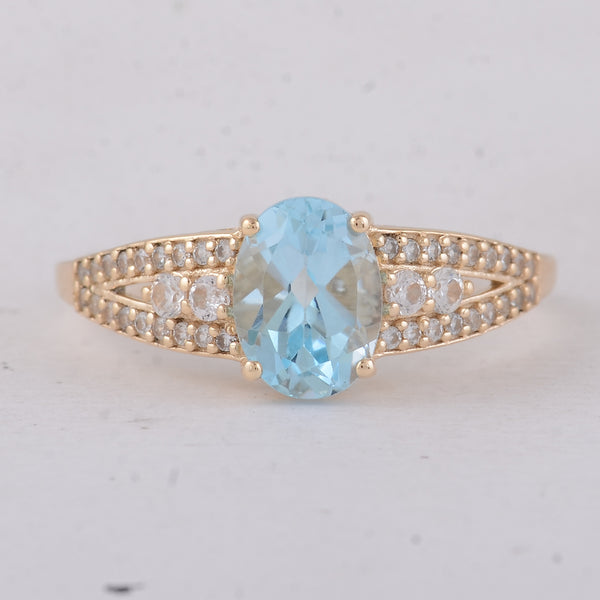 1.75 Ct Oval Blue Topaz 9K Gold Ring