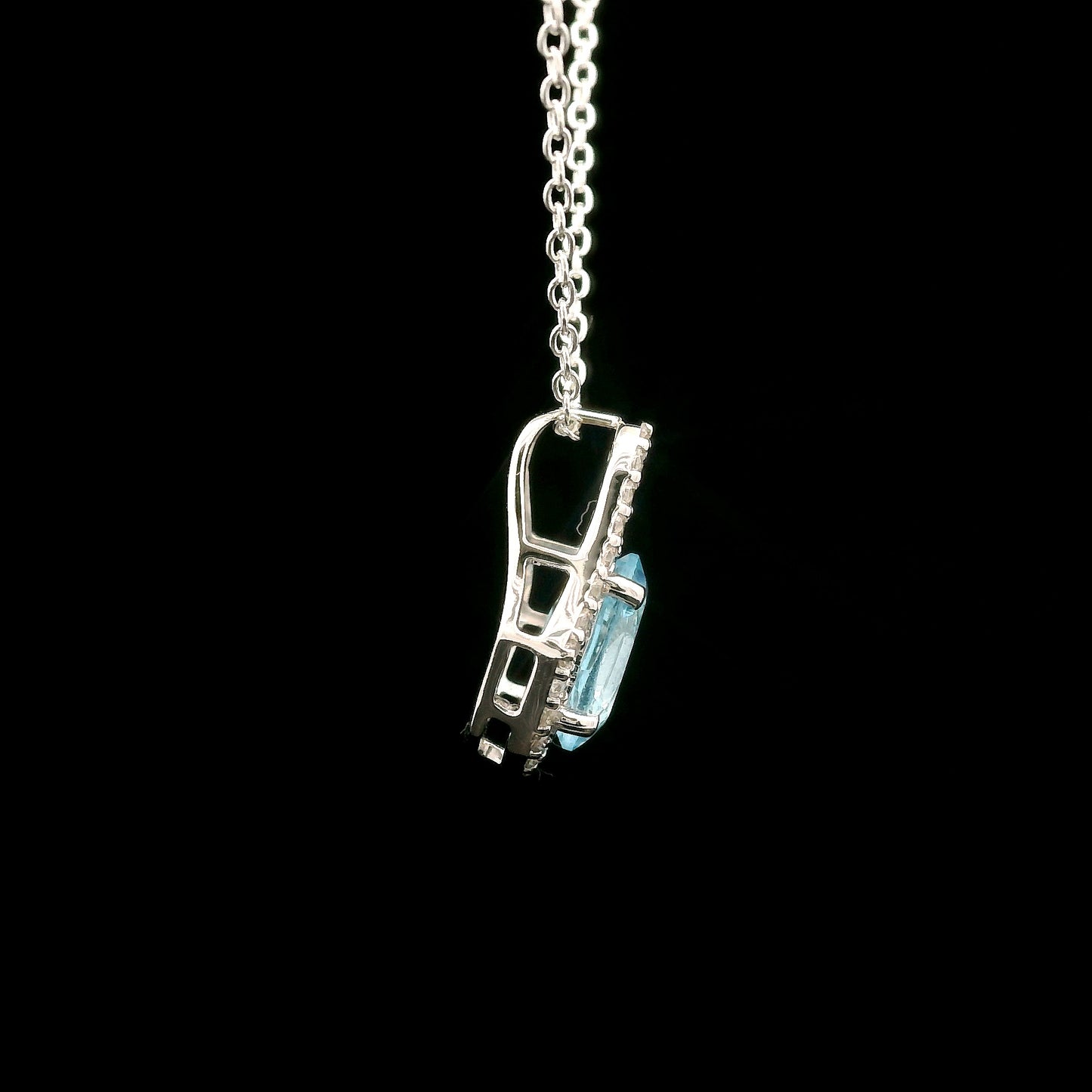 1.61 Ct Oval Blue Topaz, White Zircon 925 Sterling Silver Pendant