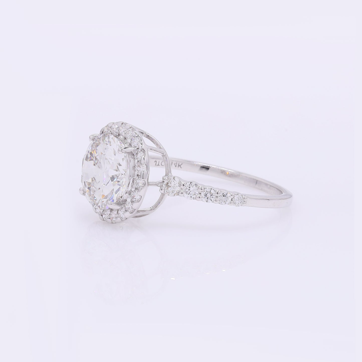 2.61 Carats Lab Grown Diamond 14K Gold Ring