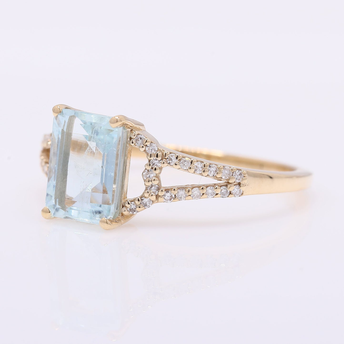 1.63 Ct Octagon Step Cut Natural Aquamarine 14K Gold Ring