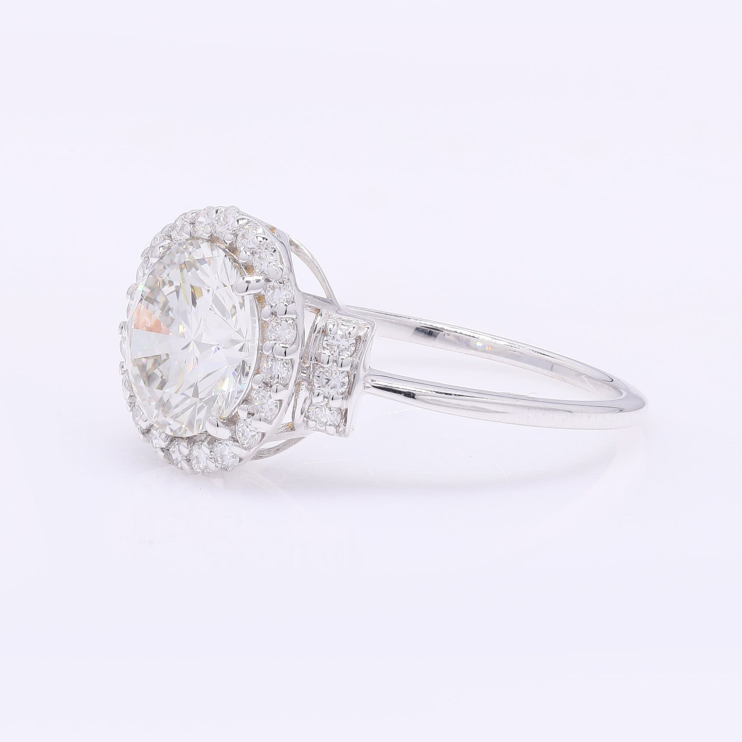 2.30 Carats Lab Grown Diamond 14K Gold Ring