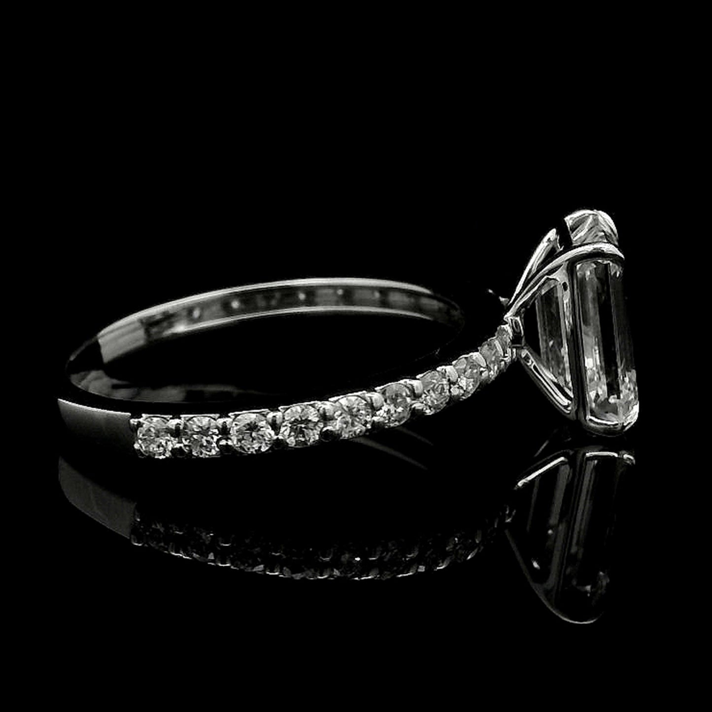 2.31 Carats Lab Grown Diamond 14K Gold Ring