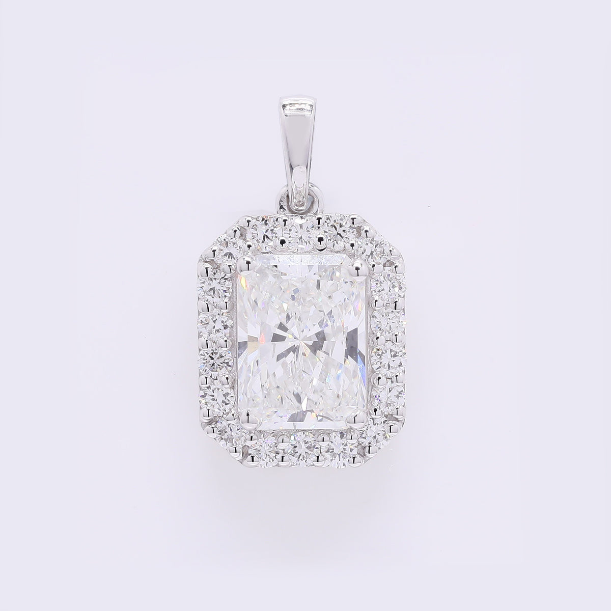 2.34 Carats Lab Grown Diamond 14K Gold Pendant