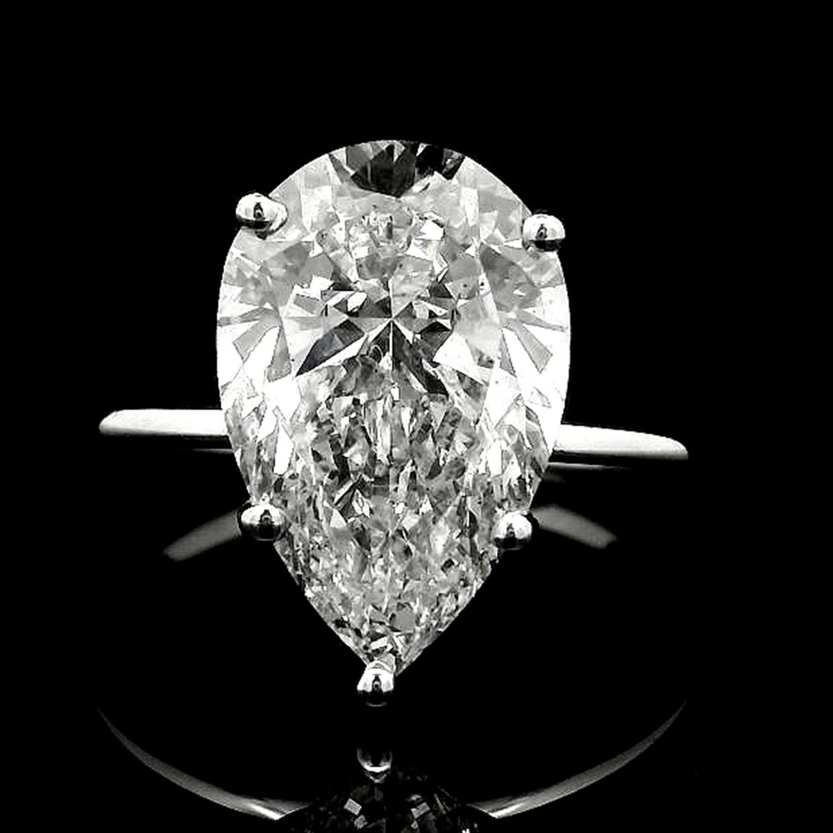 4.54 Carats Lab Grown Diamond 14K Gold Ring