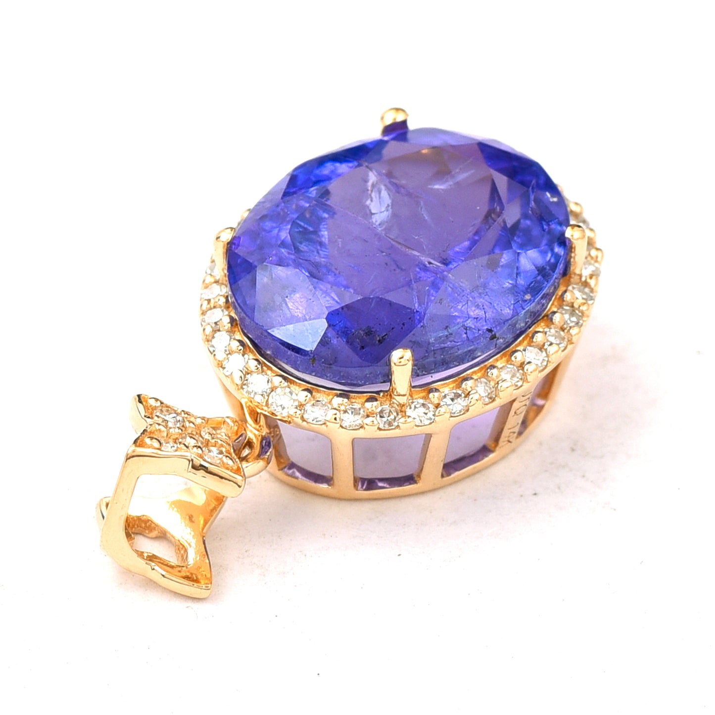 4.62 Ct Oval Mixed Cut Natural Tanzanite 14K Gold Pendant