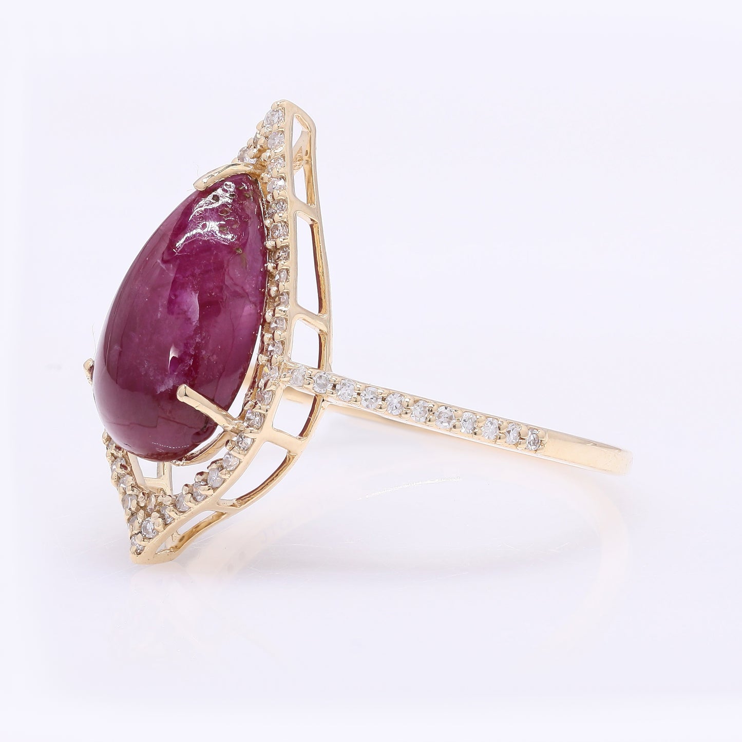 4.05 Ct Pear Cabochon Natural Ruby 14K Gold Ring