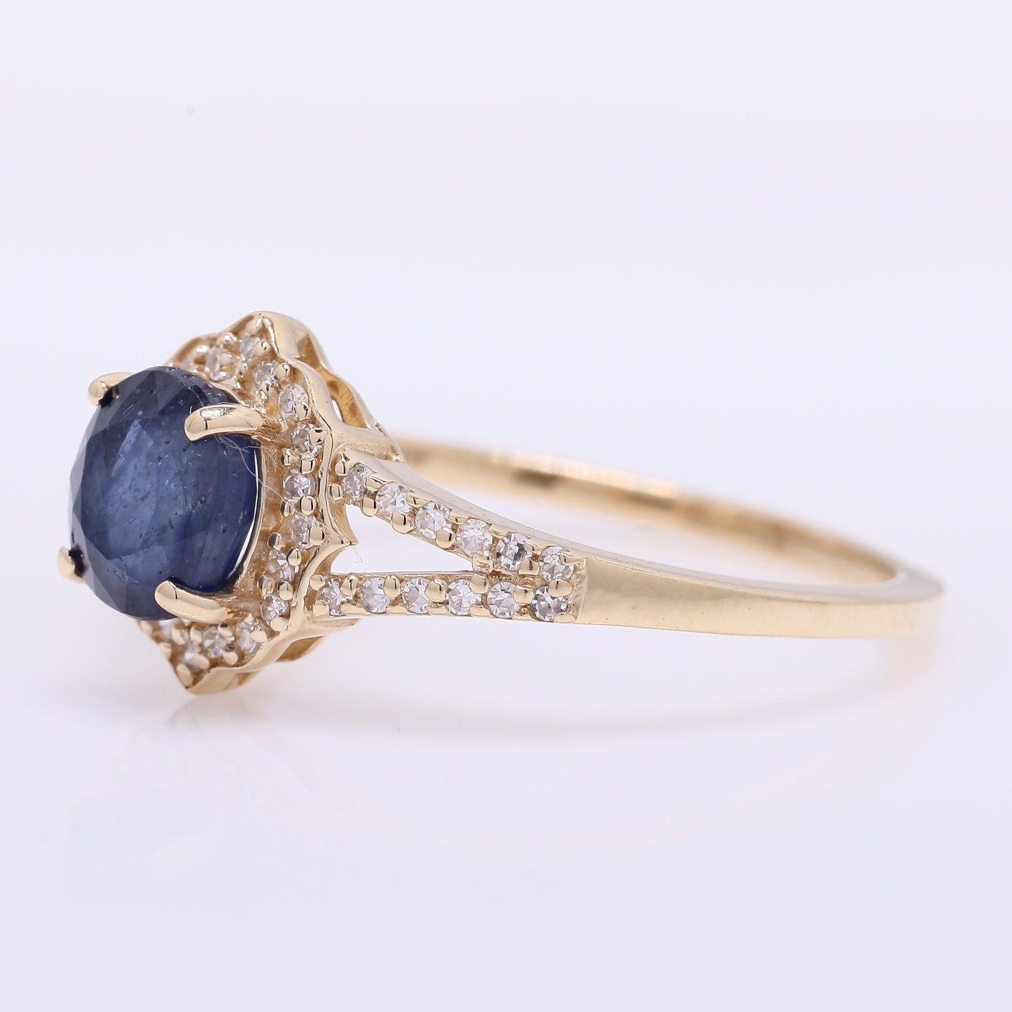 1.35 Ct Oval Mixed Cut Natural Sapphire 14K Gold Ring