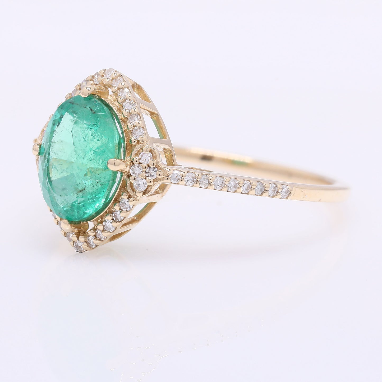 1.67 Ct Oval Mixed Cut Natural Emerald 14K Gold Ring