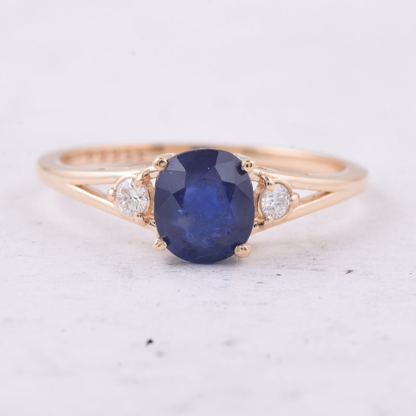 1.77 Ct Cushion Natural Sapphire 14K Gold Ring
