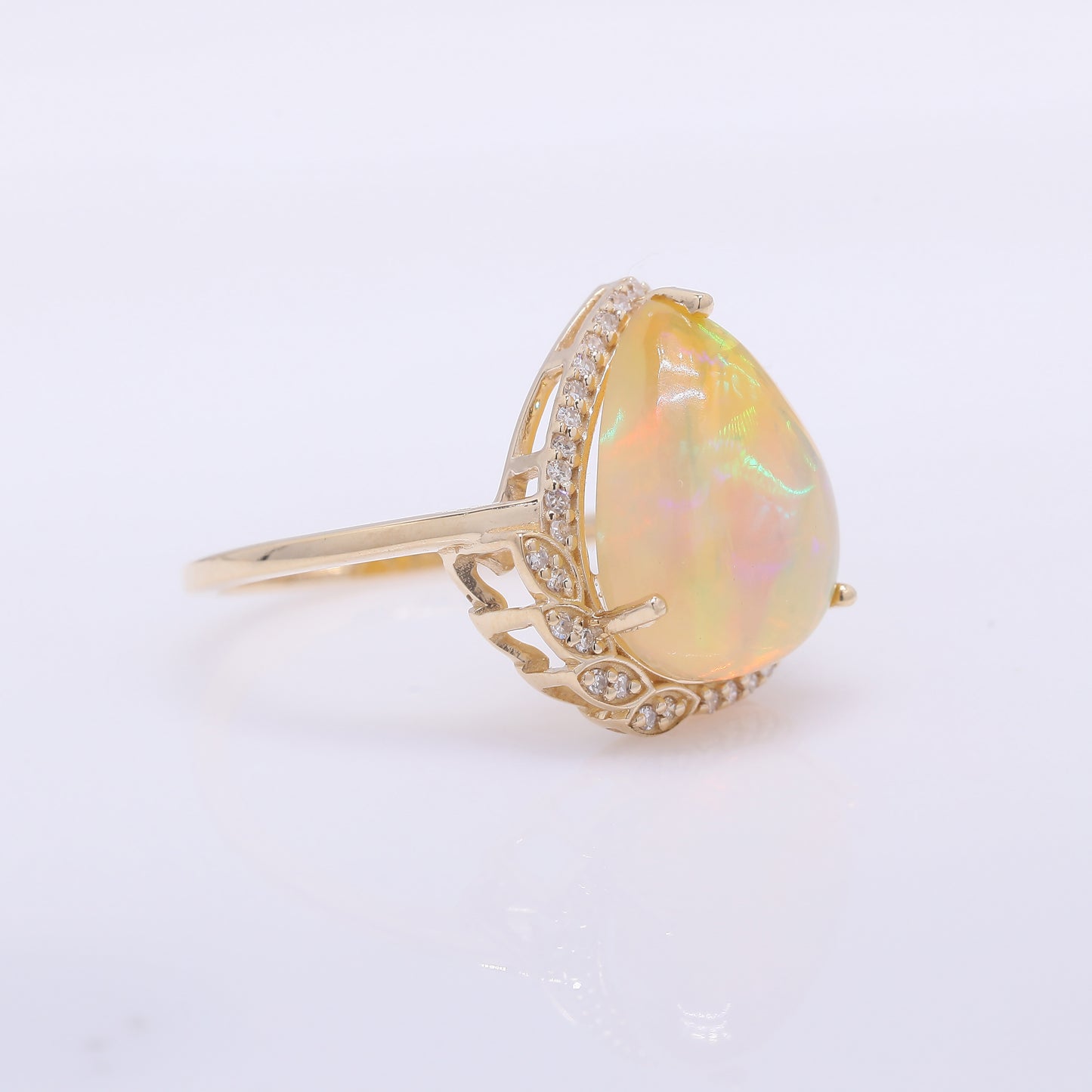 4.22 Ct Pear Cabochon Cut Natural Opal 14K Gold Ring